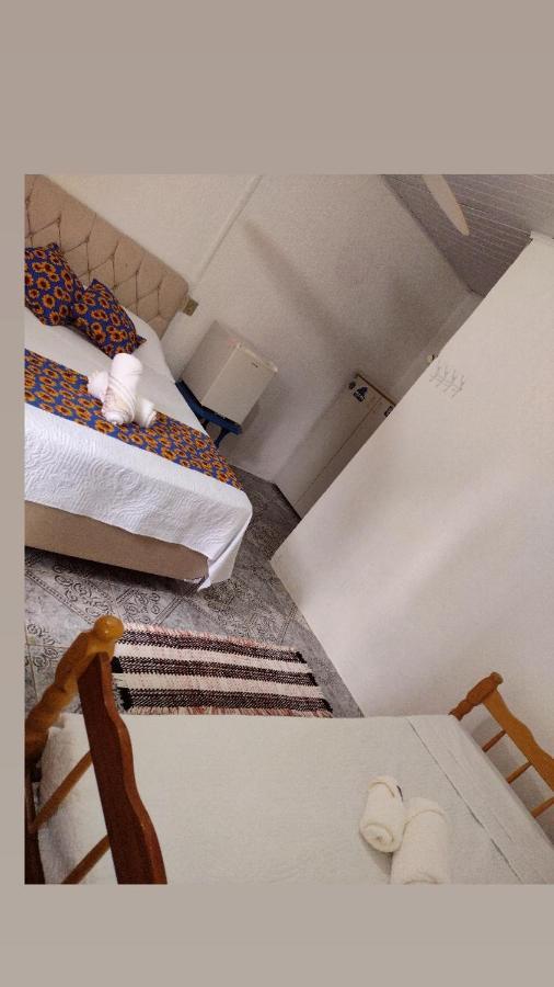Pousada E Hostel Girassol Imbituba Bagian luar foto