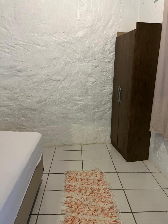 Pousada E Hostel Girassol Imbituba Bagian luar foto